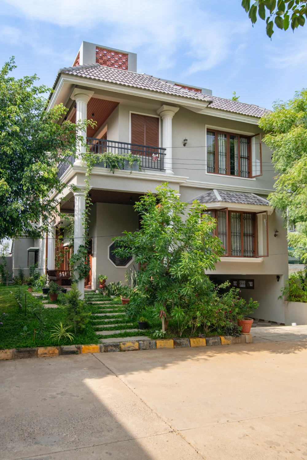 Nila gallery image 2